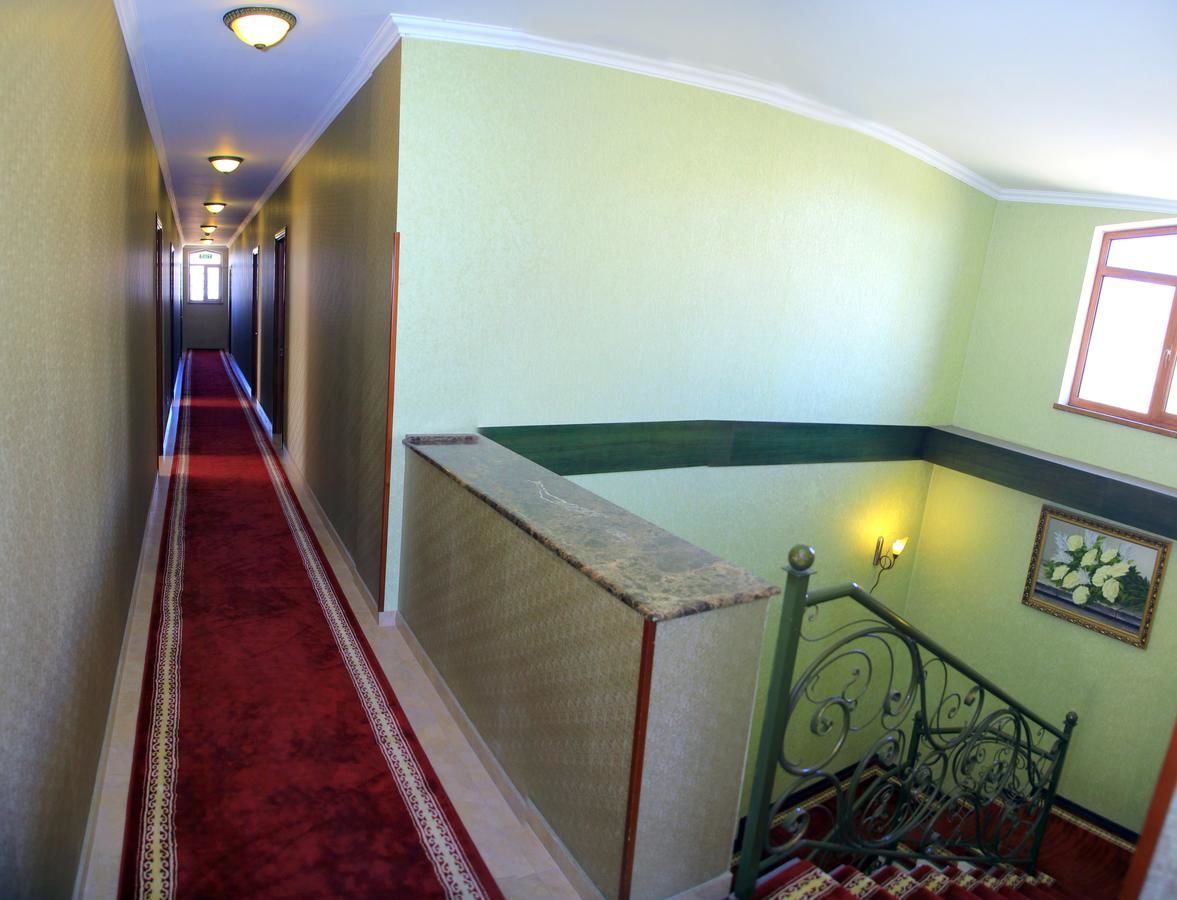 Отель Park Avenue Hotel Yerevan Ереван-10